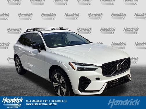 2025 Volvo XC60 Plug-In Hybrid Core