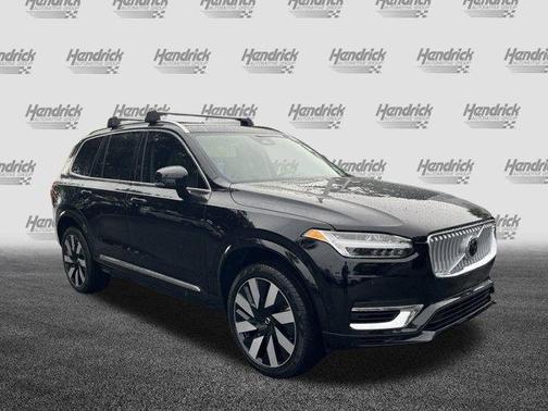 2025 Volvo XC90 Plug-In Hybrid T8 Plus 7-Seater
