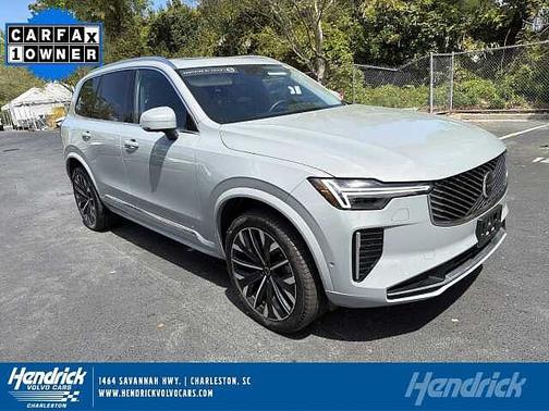 Vapour Grey 2025 Volvo XC90 Plus