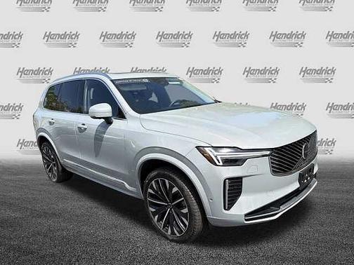 Vapour Grey 2025 Volvo XC90 Plus