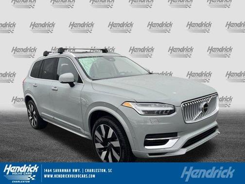 2025 Volvo XC90 Plug-In Hybrid T8 Plus 7-Seater