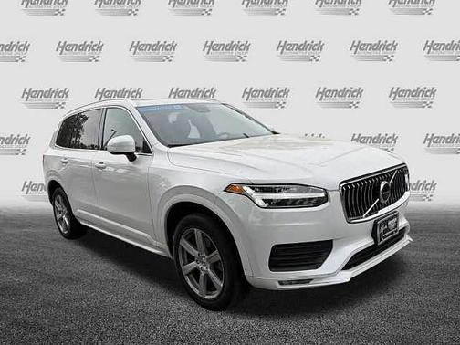 Crystal White 2023 Volvo XC90 Core