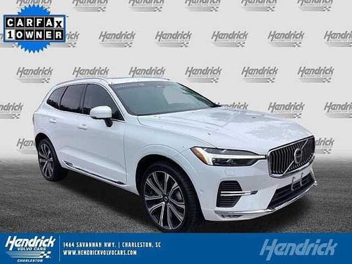 2023 Volvo XC60 Ultimate Bright Theme