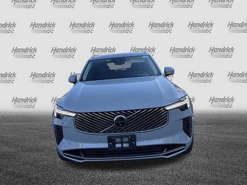 2025 Volvo XC90 Plus