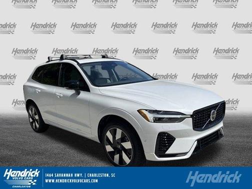 2025 Volvo XC60 Plug-In Hybrid T8 Plus