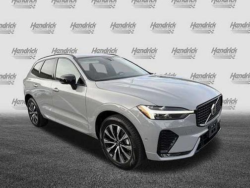 2025 Volvo XC60 Plus