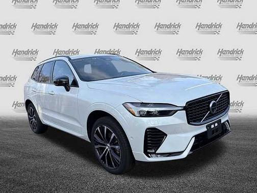 2025 Volvo XC60 Plus