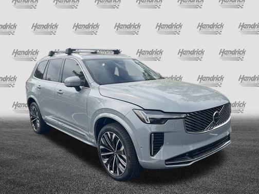 2025 Volvo XC90 B6 Plus 7-Seater