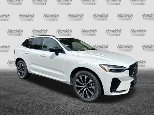 2025 Volvo XC60 Plus