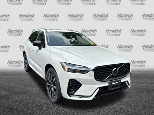 2025 Volvo XC60 Plus