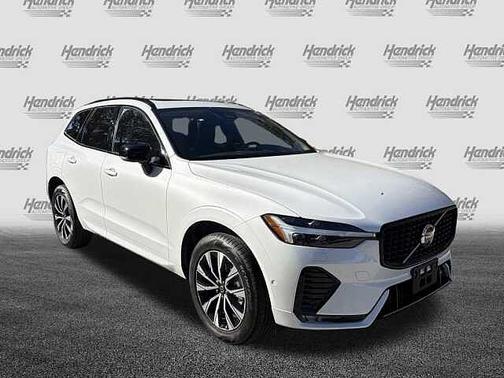 2025 Volvo XC60 Plus