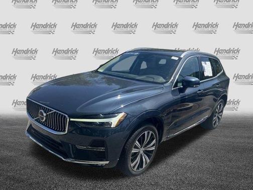 2022 Volvo XC60 B5 Inscription