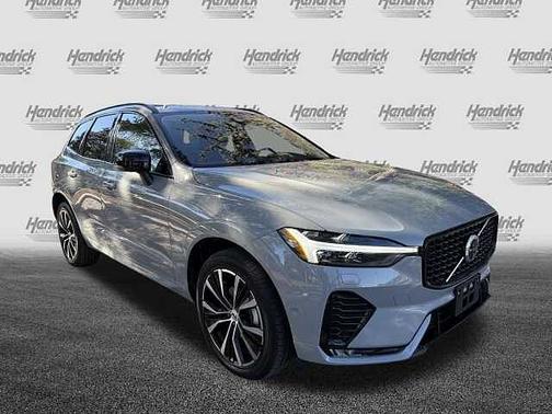 2025 Volvo XC60 Plus