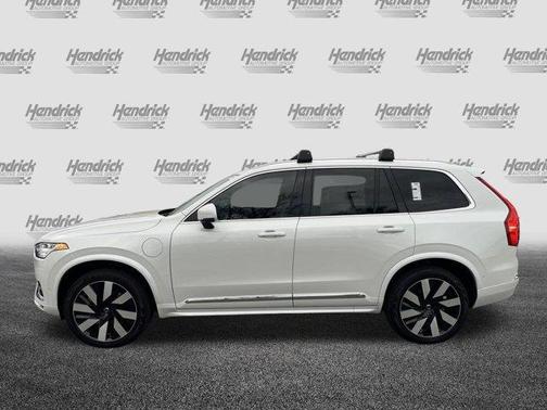 2025 Volvo XC90 Plug-In Hybrid T8 Plus 7-Seater
