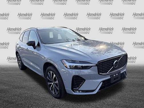 2025 Volvo XC60 Plus