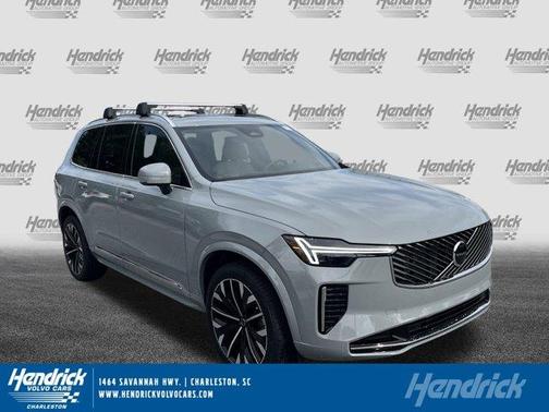 2025 Volvo XC90 Plug-In Hybrid T8 Core 7-Seater