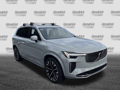 2025 Volvo XC90 Plug-In Hybrid T8 Core 7-Seater