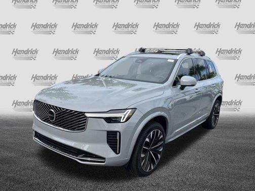 2025 Volvo XC90 Plug-In Hybrid T8 Core 7-Seater