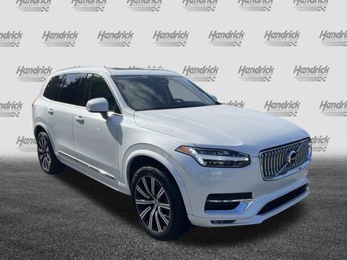 2024 Volvo XC90 B6 Core Bright Theme