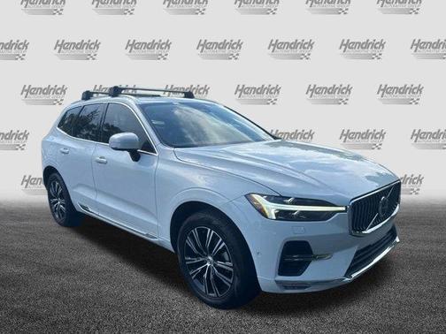 2022 Volvo XC60 B5 Inscription