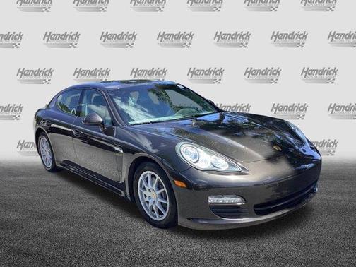 2011 Porsche Panamera 4