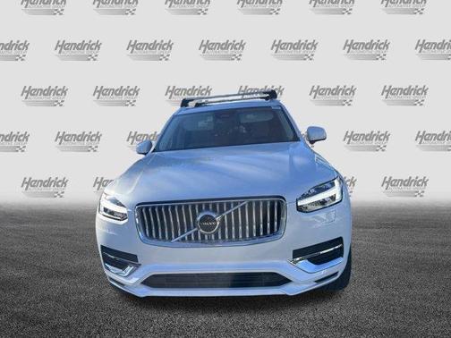 2025 Volvo XC90 Plug-In Hybrid T8 Plus 7-Seater