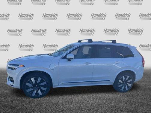 2025 Volvo XC90 Plug-In Hybrid T8 Plus 7-Seater