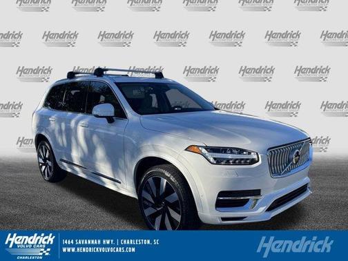2025 Volvo XC90 Plug-In Hybrid T8 Plus 7-Seater