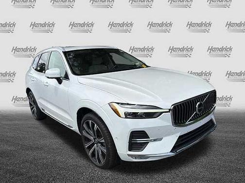 Crystal White 2023 Volvo XC60 Ultimate Bright Theme