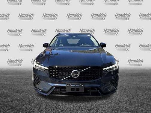 2025 Volvo XC60 Plus