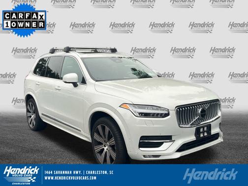2022 Volvo XC90 Momentum