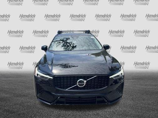 2025 Volvo XC60 Plug-In Hybrid T8 Plus