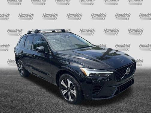 2025 Volvo XC60 Plug-In Hybrid T8 Plus