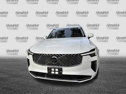 2025 Volvo XC90 Plus