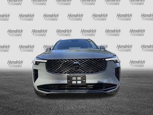 2025 Volvo XC90 Plus