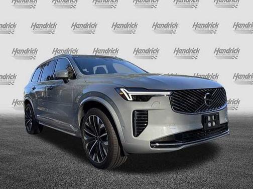 2025 Volvo XC90 Plus