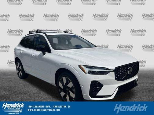 2025 Volvo XC60 Plug-In Hybrid T8 Plus