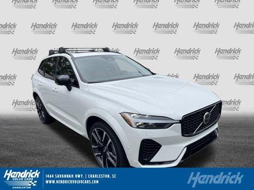 2025 Volvo XC60 Plug-In Hybrid T8 Ultra