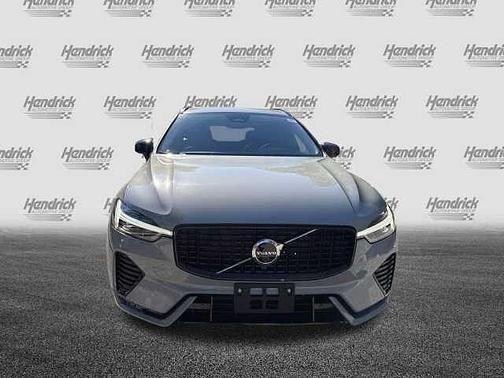 2025 Volvo XC60 Plus