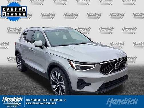 2025 Volvo XC40 Plus