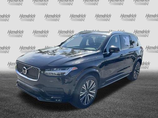 2022 Volvo XC90 T5 Momentum 7 Passenger