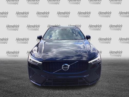 2025 Volvo XC60 Plus