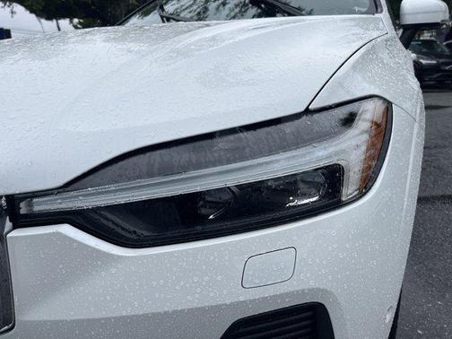 2022 Volvo XC60 Recharge Plug-In Hybrid T8 Inscription Expression Extended Range
