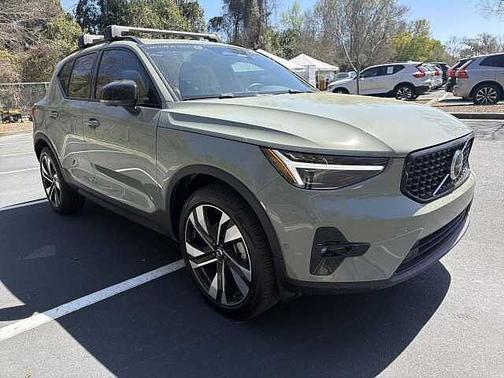 2025 Volvo XC40 Ultra