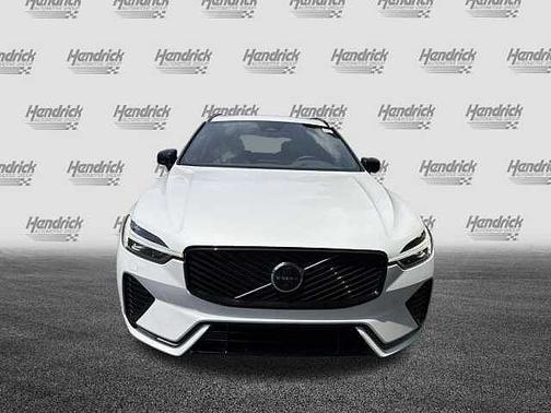 Crystal White 2026 Volvo XC60 Plus