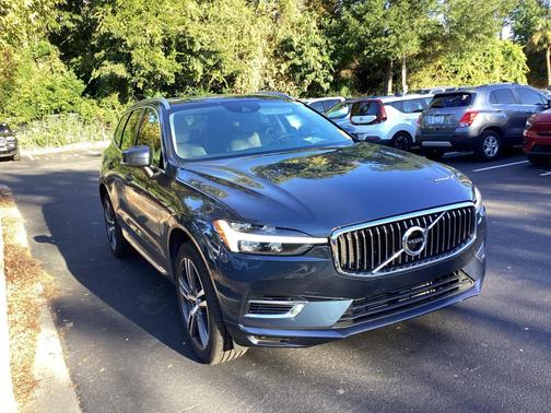 2021 Volvo XC60 Inscription Expression