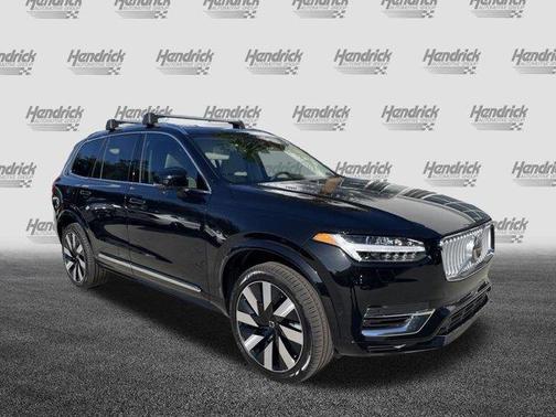 2025 Volvo XC90 Plug-In Hybrid T8 Plus 7-Seater