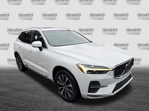 2023 Volvo XC60 Plus