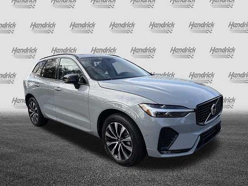 2024 Volvo XC60 Plus