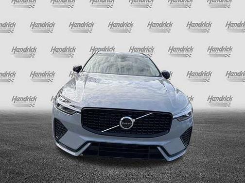 2024 Volvo XC60 Plus